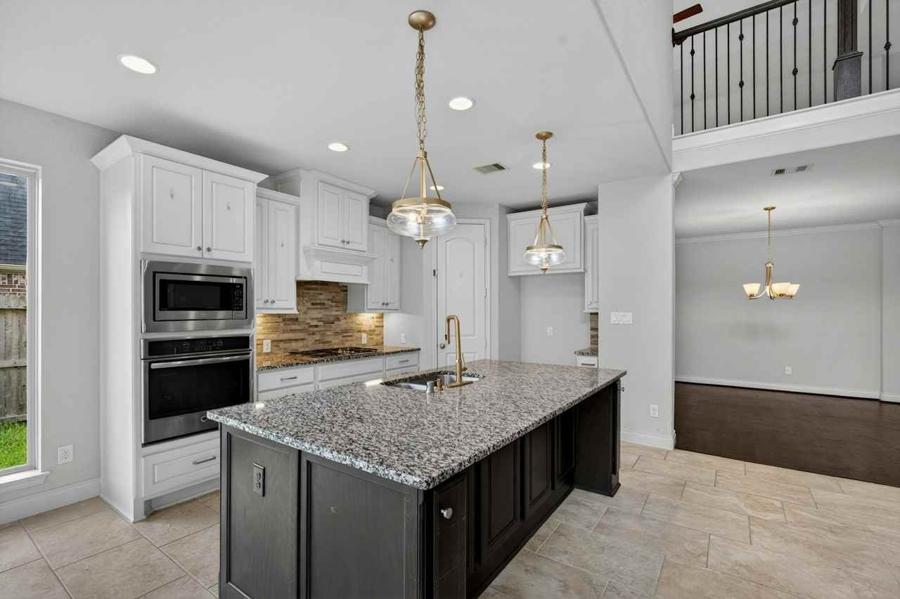 3311 Pleasant Hollow Lane - Photo 3 of 50