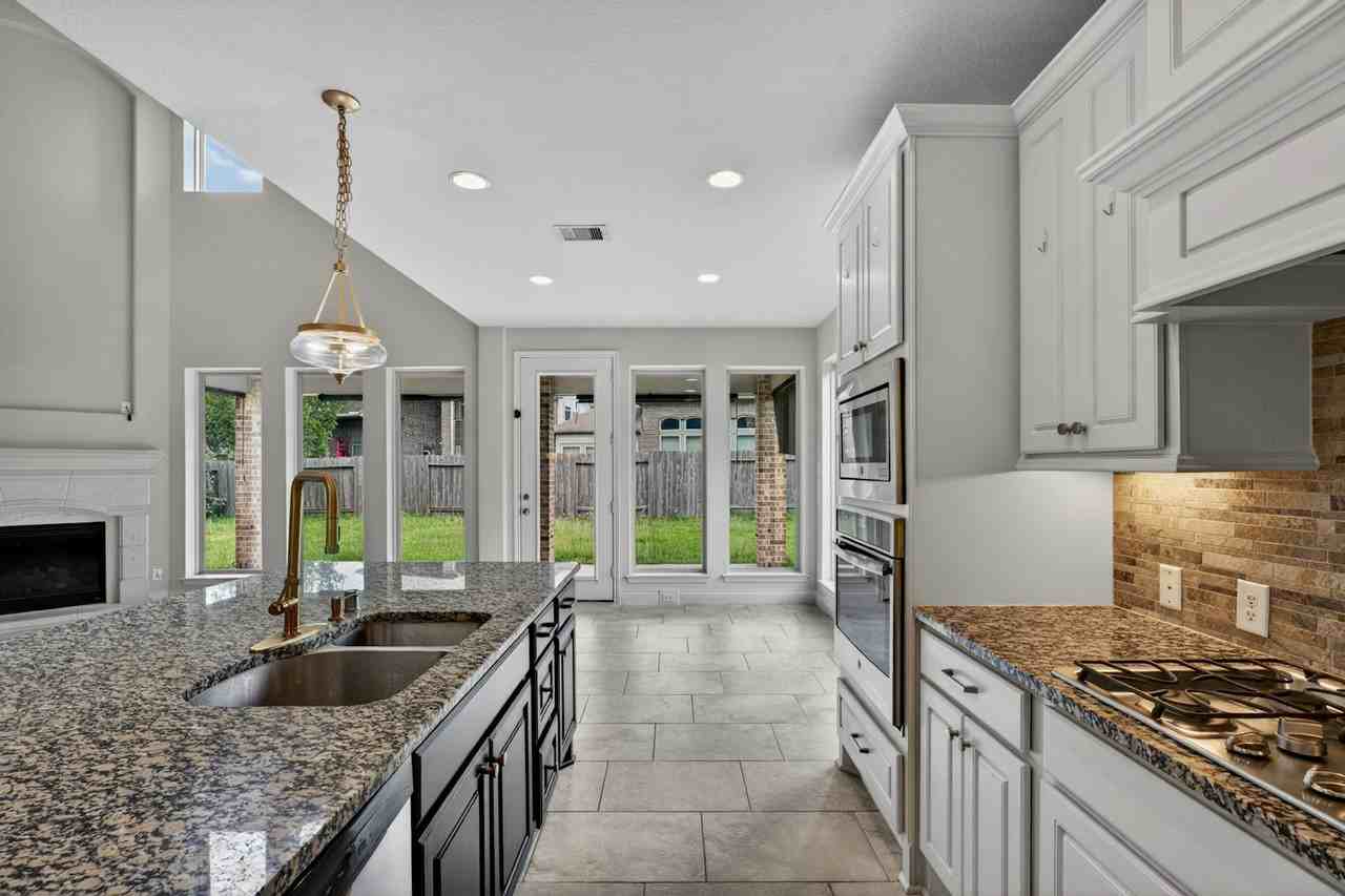 3311 Pleasant Hollow Lane - Photo 7 of 50