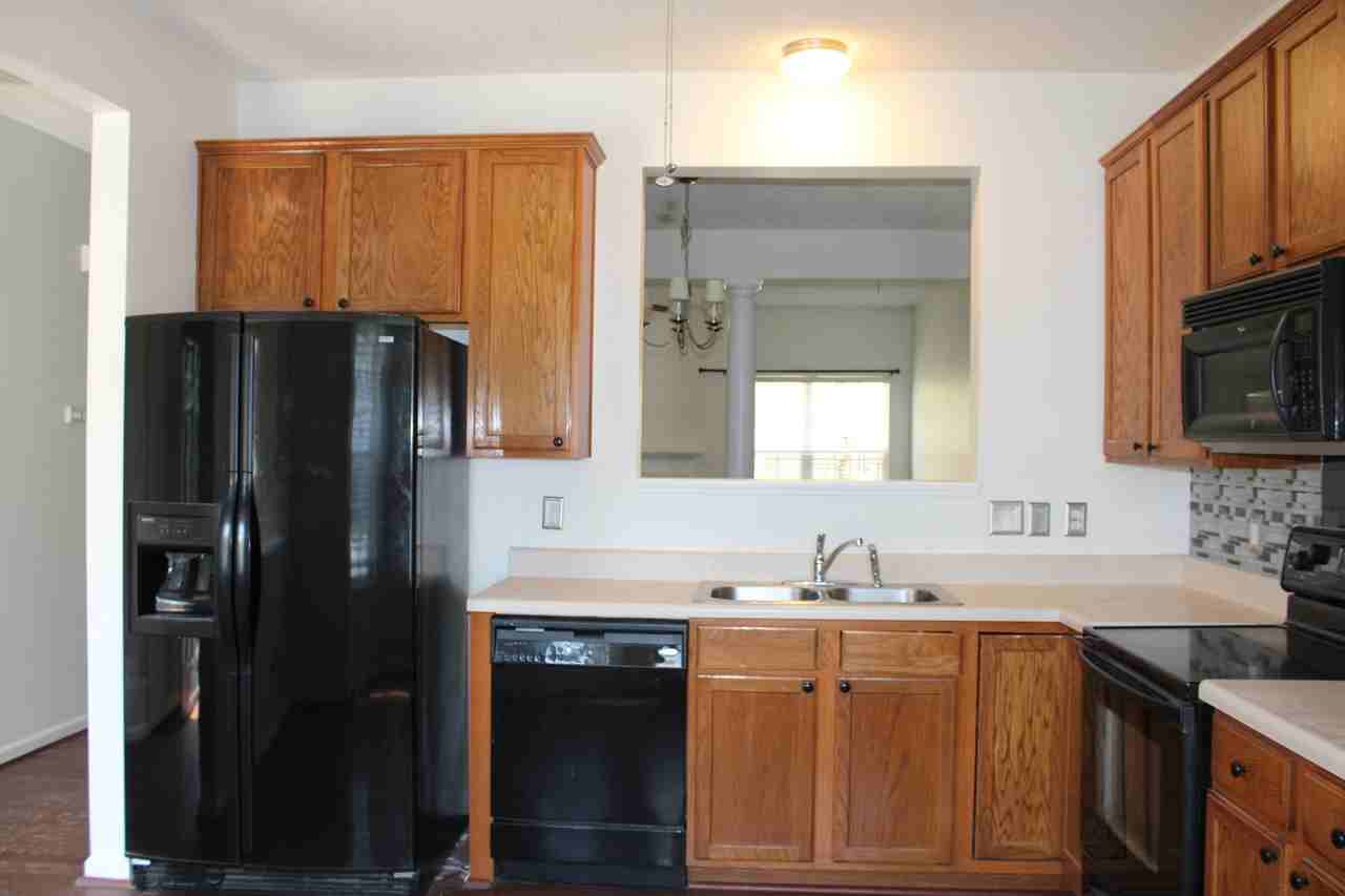 2802 Gross Ave #1 - Photo 2 of 20