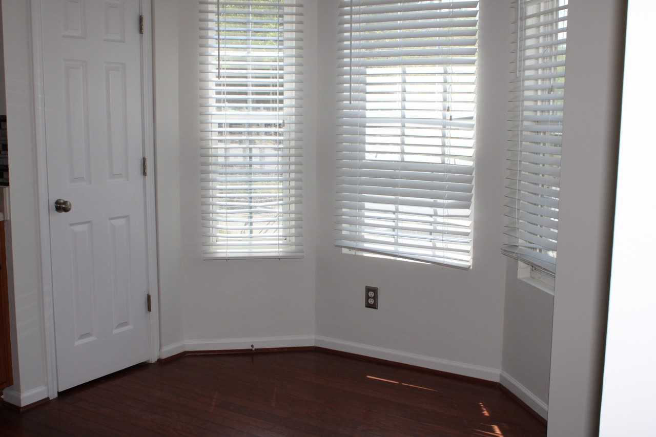 2802 Gross Ave #1 - Photo 4 of 20