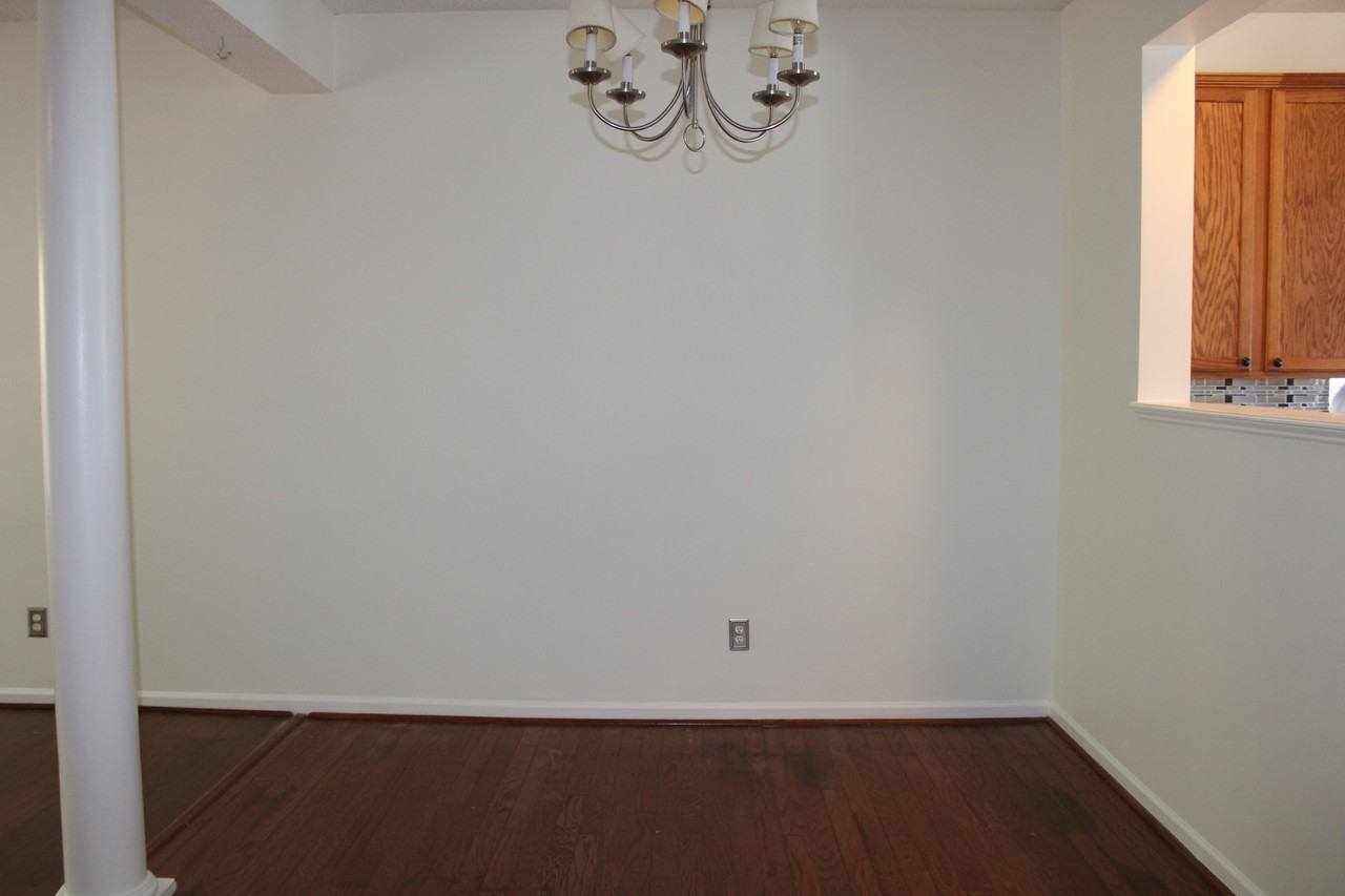 2802 Gross Ave #1 - Photo 5 of 20