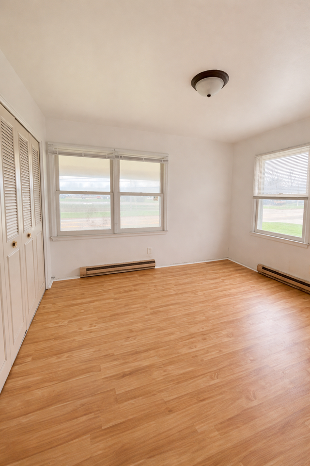 912 North State Road - Photo 3 of 7