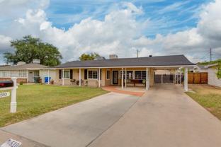 510 E Belmont Ave - Photo 1 of 1