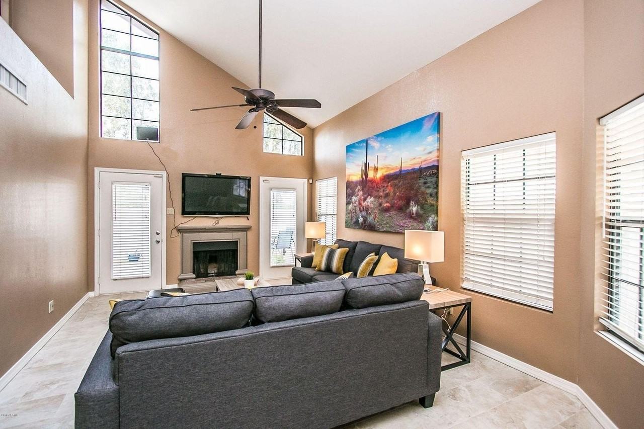 1818 E Ranch Rd - Photo 5 of 32