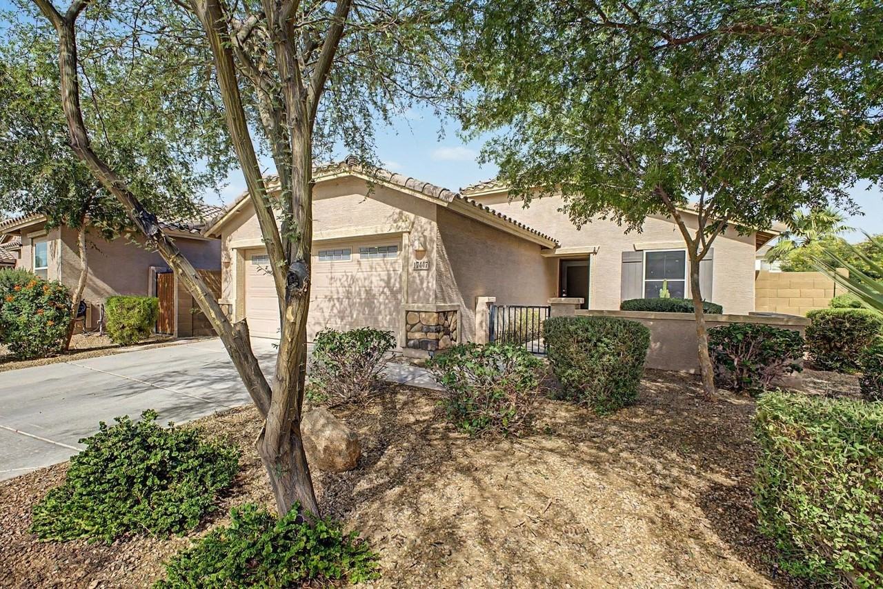17447 N Marina Ave - Photo 6 of 31