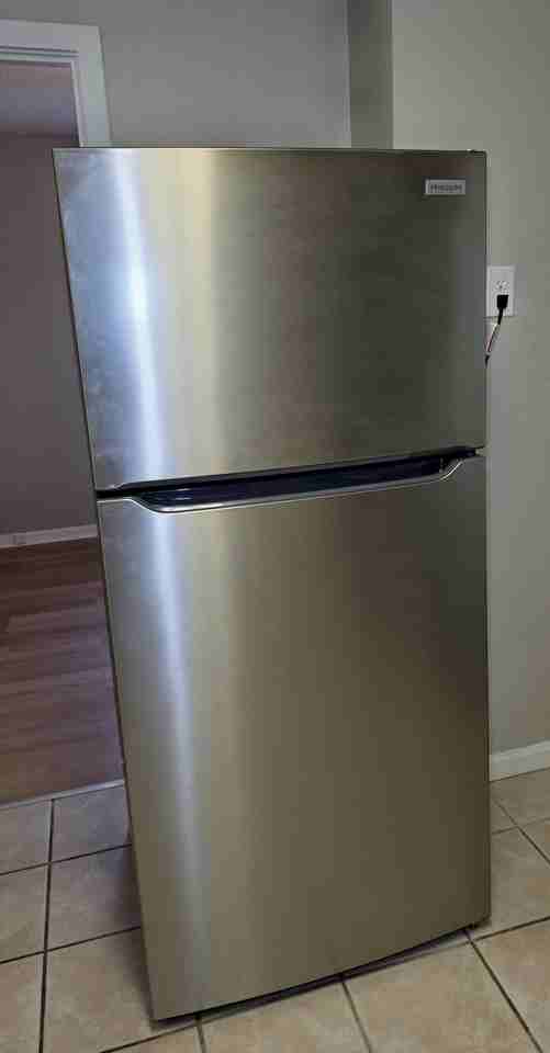 1141 Ne Chester Ave #2 - Photo 6 of 16