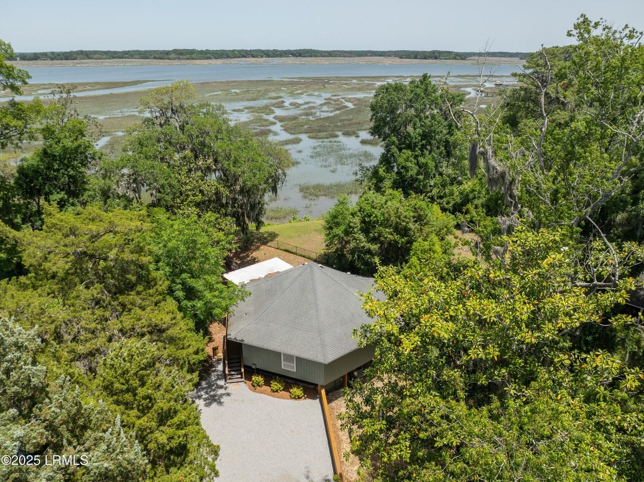 1203 Laudonniere St - Photo 6 of 50