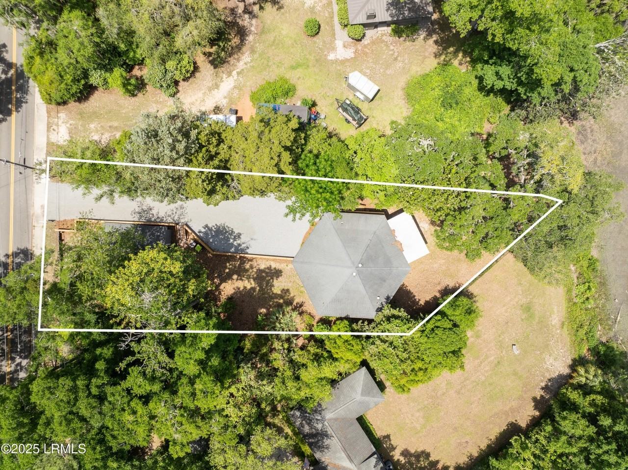 1203 Laudonniere St - Photo 7 of 50