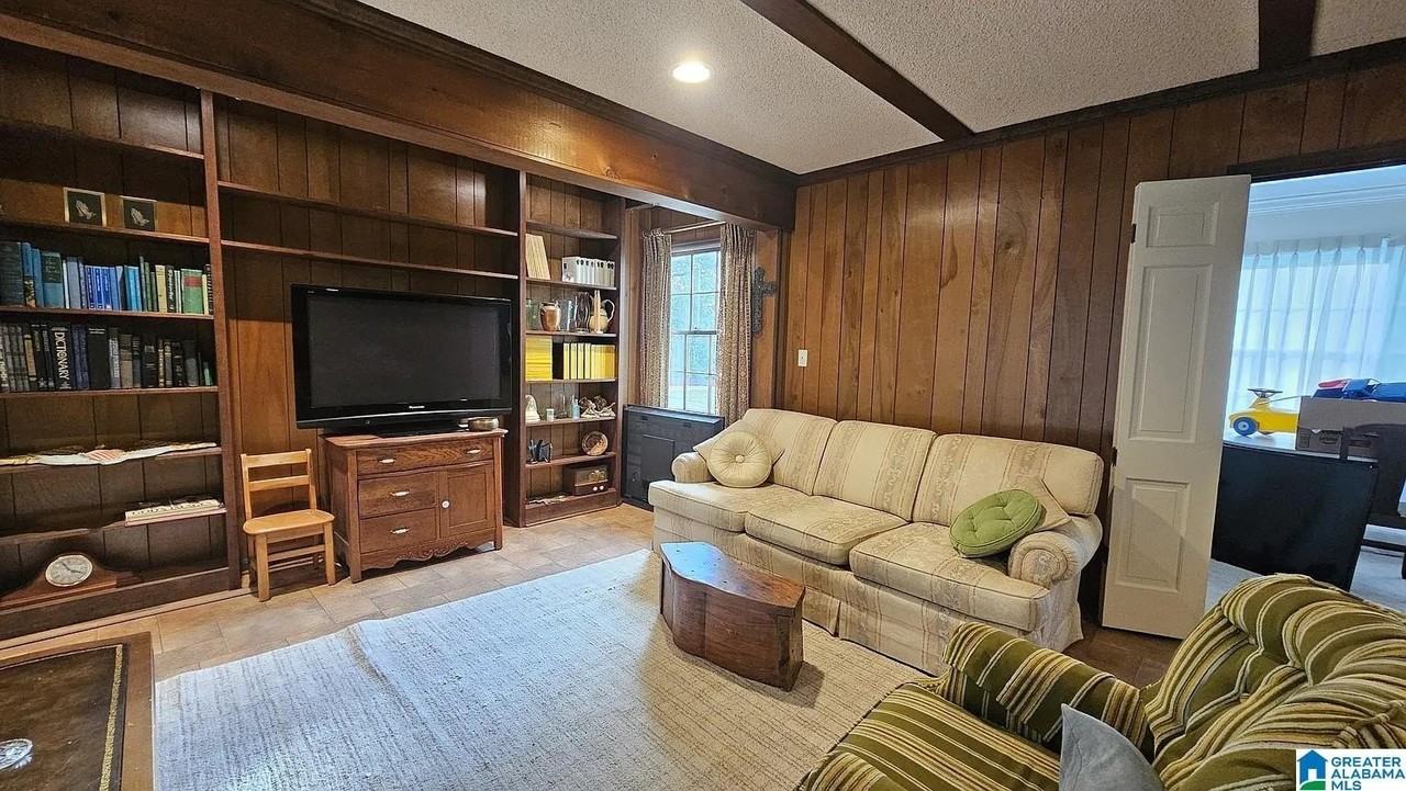 3000 Dolly Ridge Dr - Photo 6 of 13