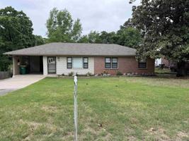 featured image of 2816 Crouchwood Rd
