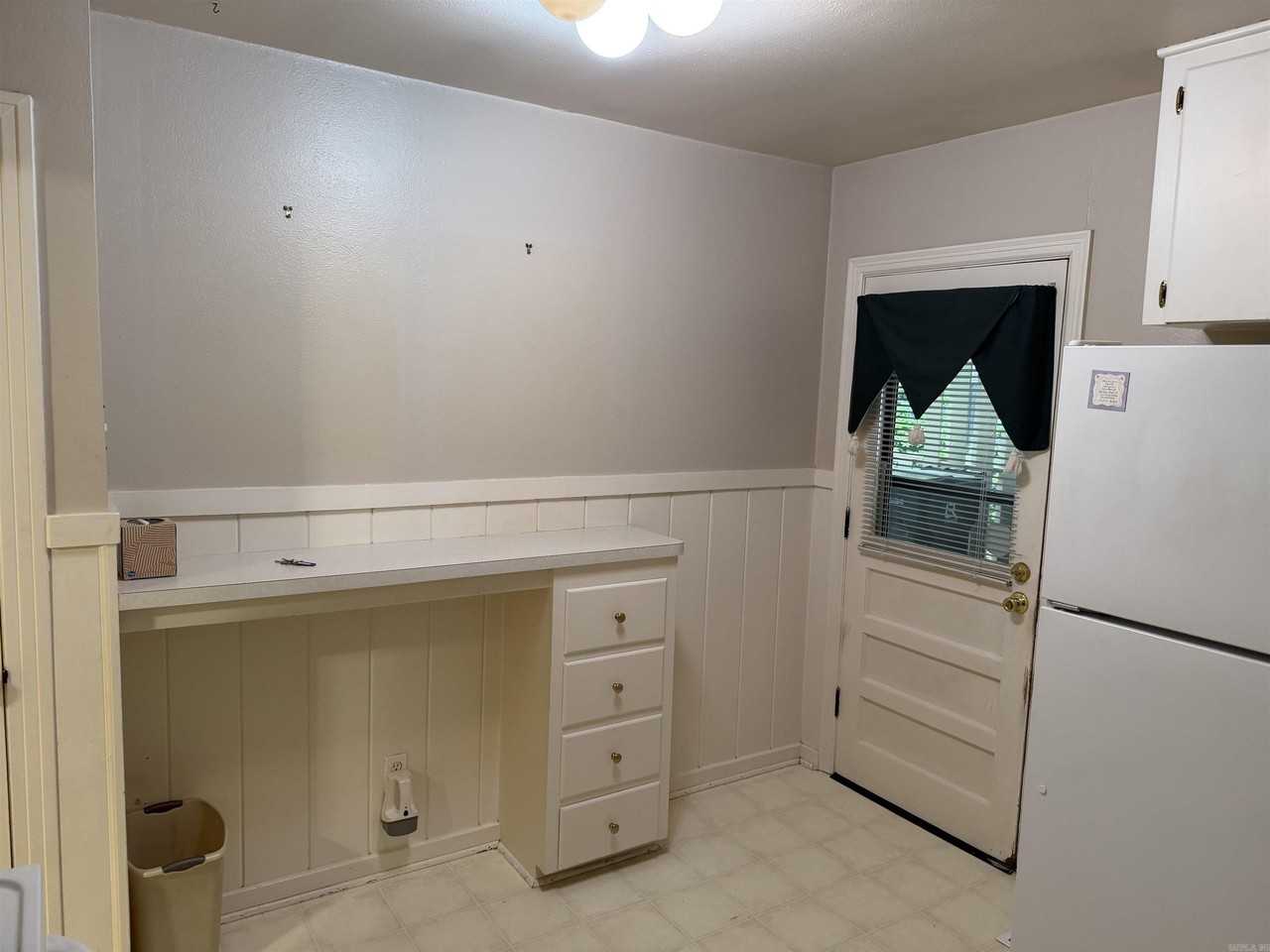 2816 Crouchwood Rd - Photo 6 of 17