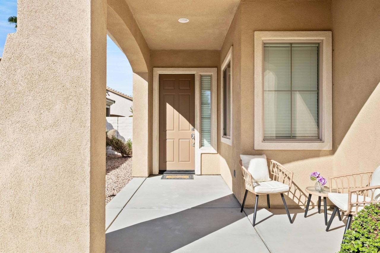 80528 Avenida San Fernando - Photo 2 of 50
