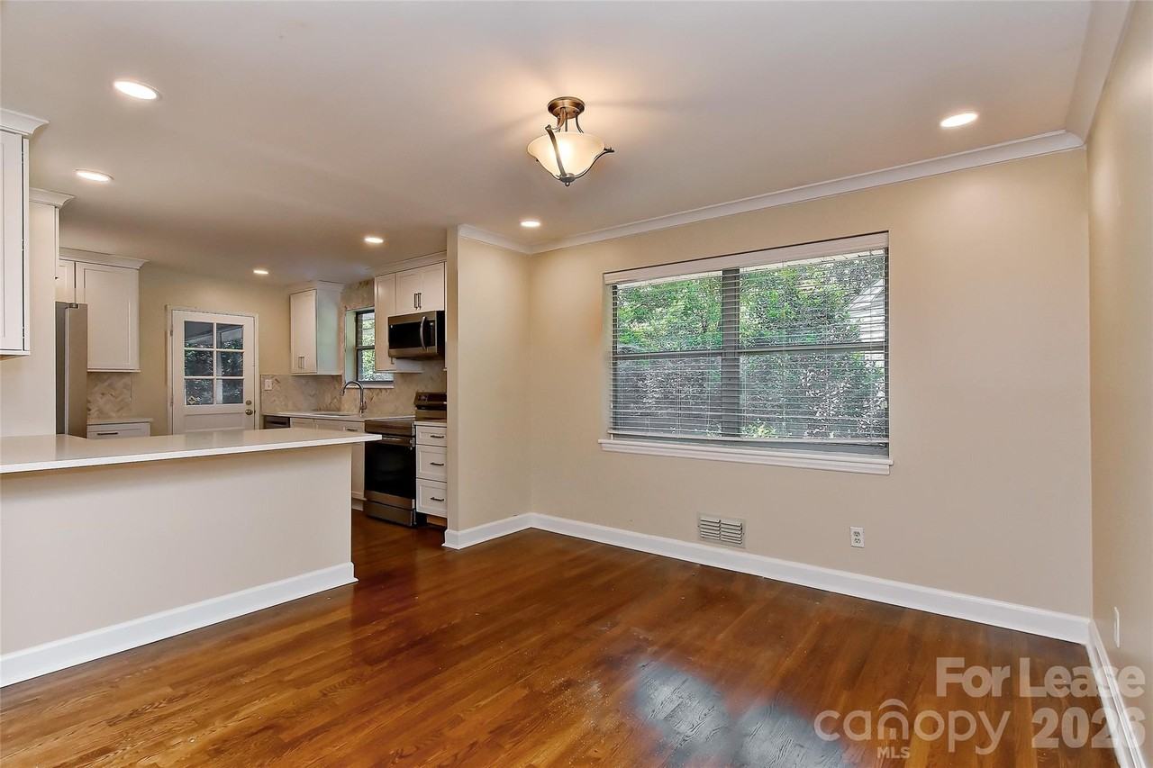 1215 Sewickley Dr - Photo 7 of 40