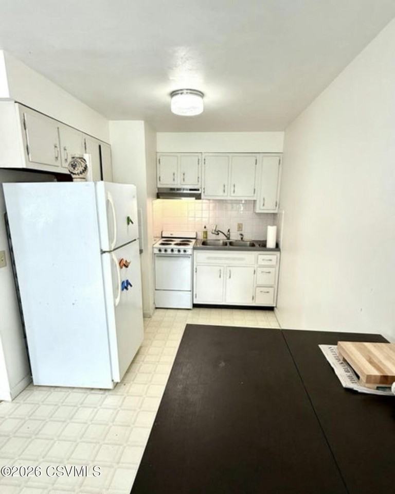 34 Brown St - Photo 4 of 10