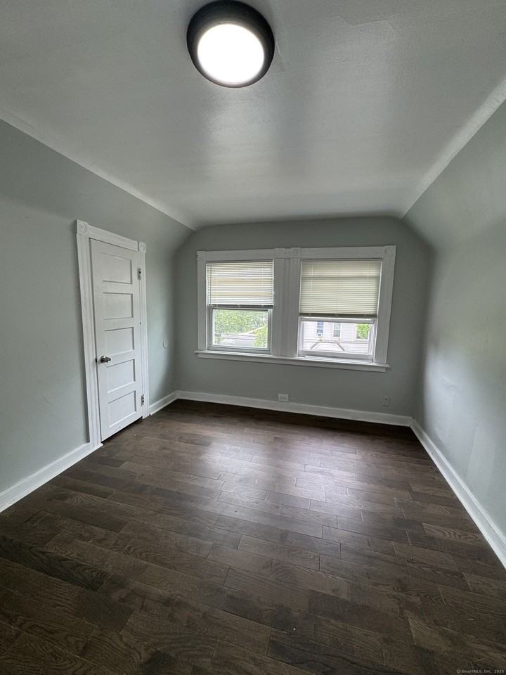 199 English St #2 - Photo 5 of 10