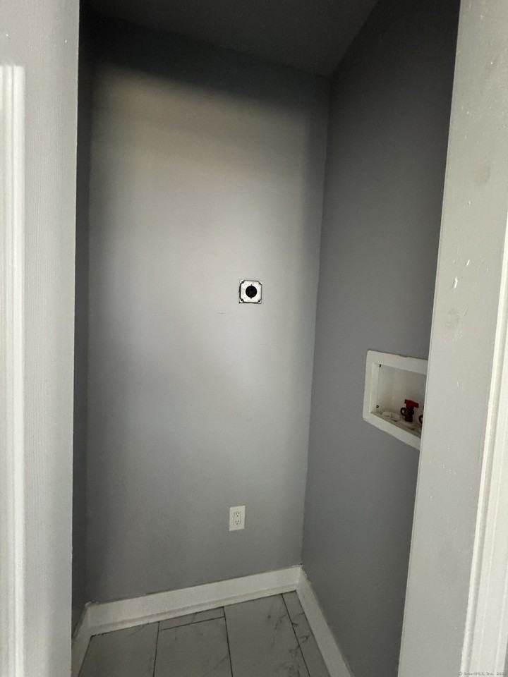 180 Goffe Ter #1stFL - Photo 6 of 14