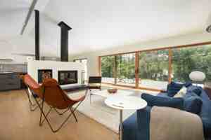 featured image of 37 Canterbury Ln