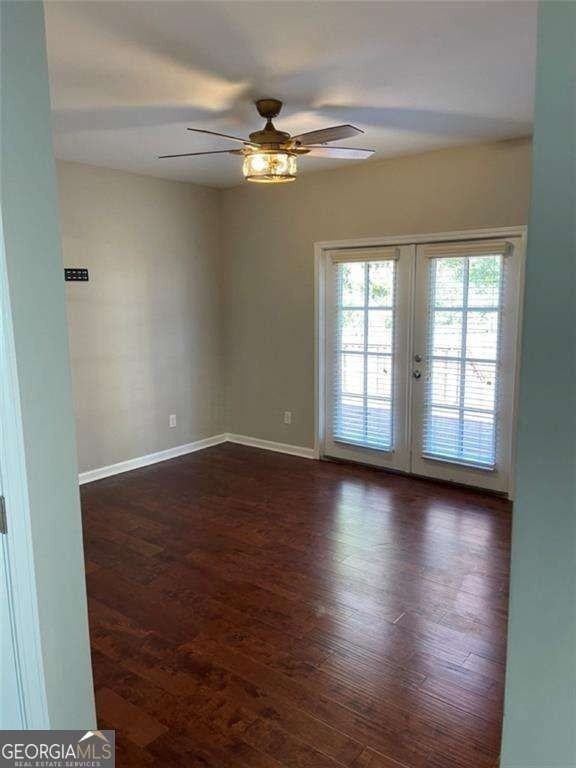 3544 College St - Photo 5 of 9