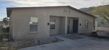 featured image of 3328 Lincoln Ave #B