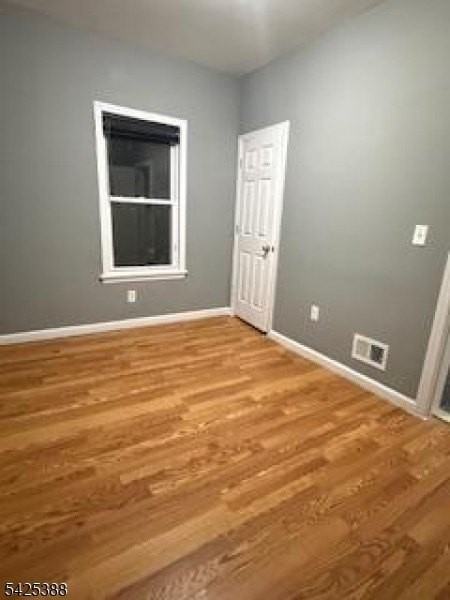 380 Halsted St - Photo 4 of 11
