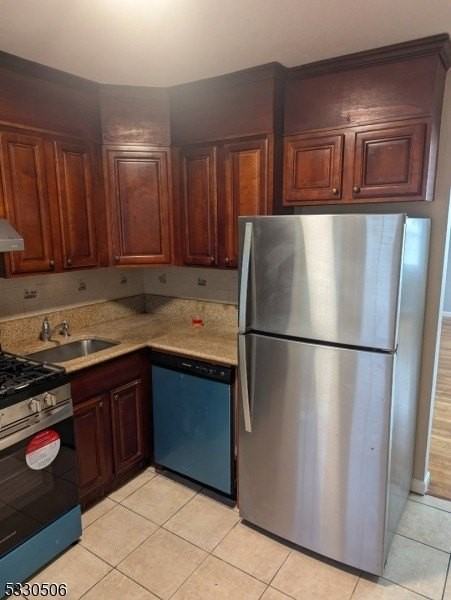 11 Dartmouth Ave #4A - Photo 2 of 8