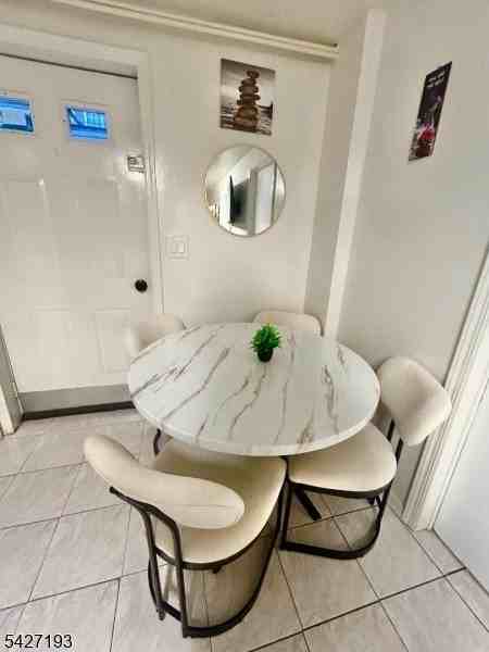 95 Pennington St - Photo 3 of 6