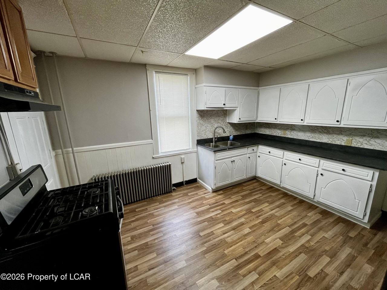 279 Hazle St - Photo 7 of 14