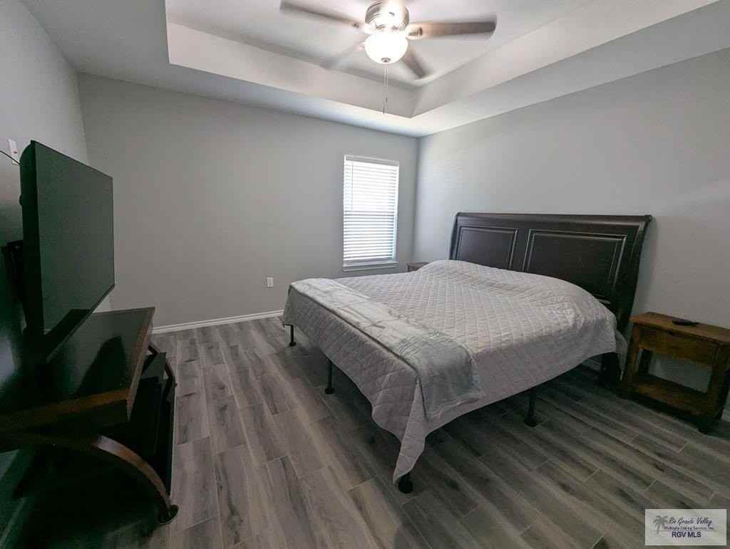 1340 Daytona Beach Ct #B - Photo 4 of 26