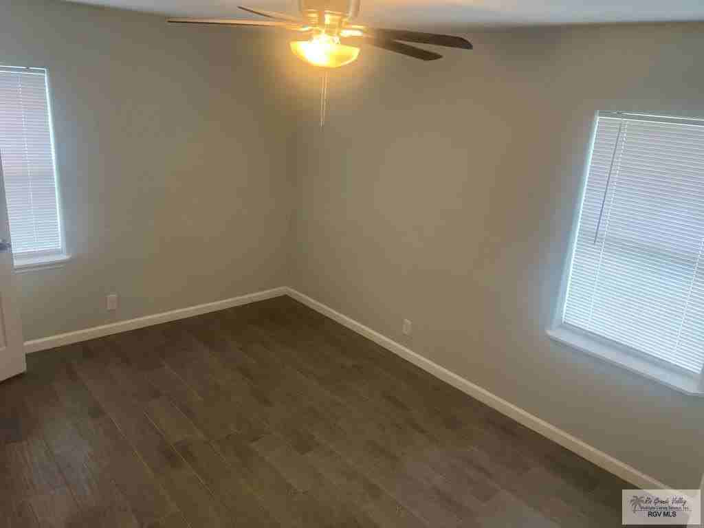 1919 Taxco Dr - Photo 5 of 9