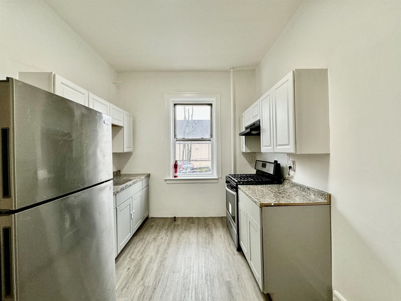 197 Lafayette Pl #C3 - Photo 5 of 21