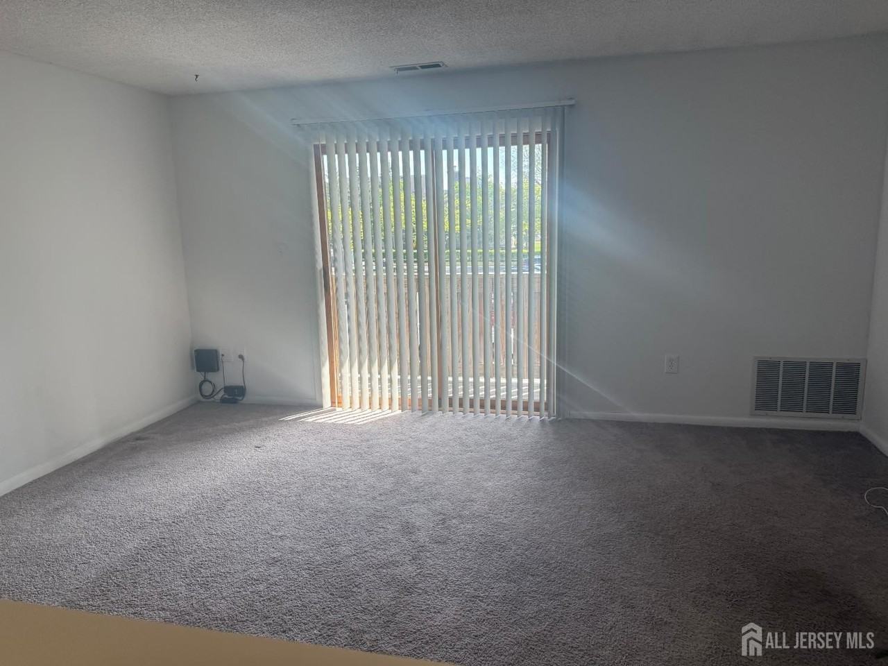 1908 Ravens Crest Dr - Photo 5 of 16