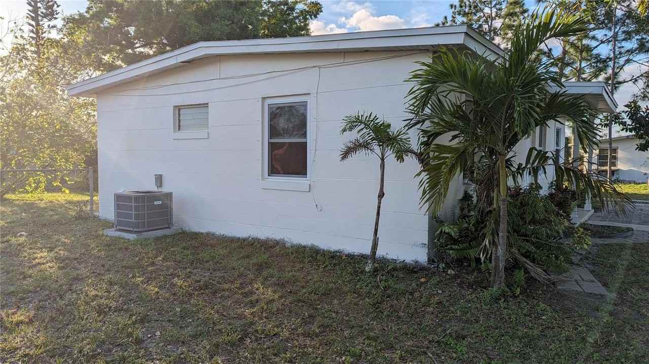 3108 Whiting Ln - Photo 4 of 18