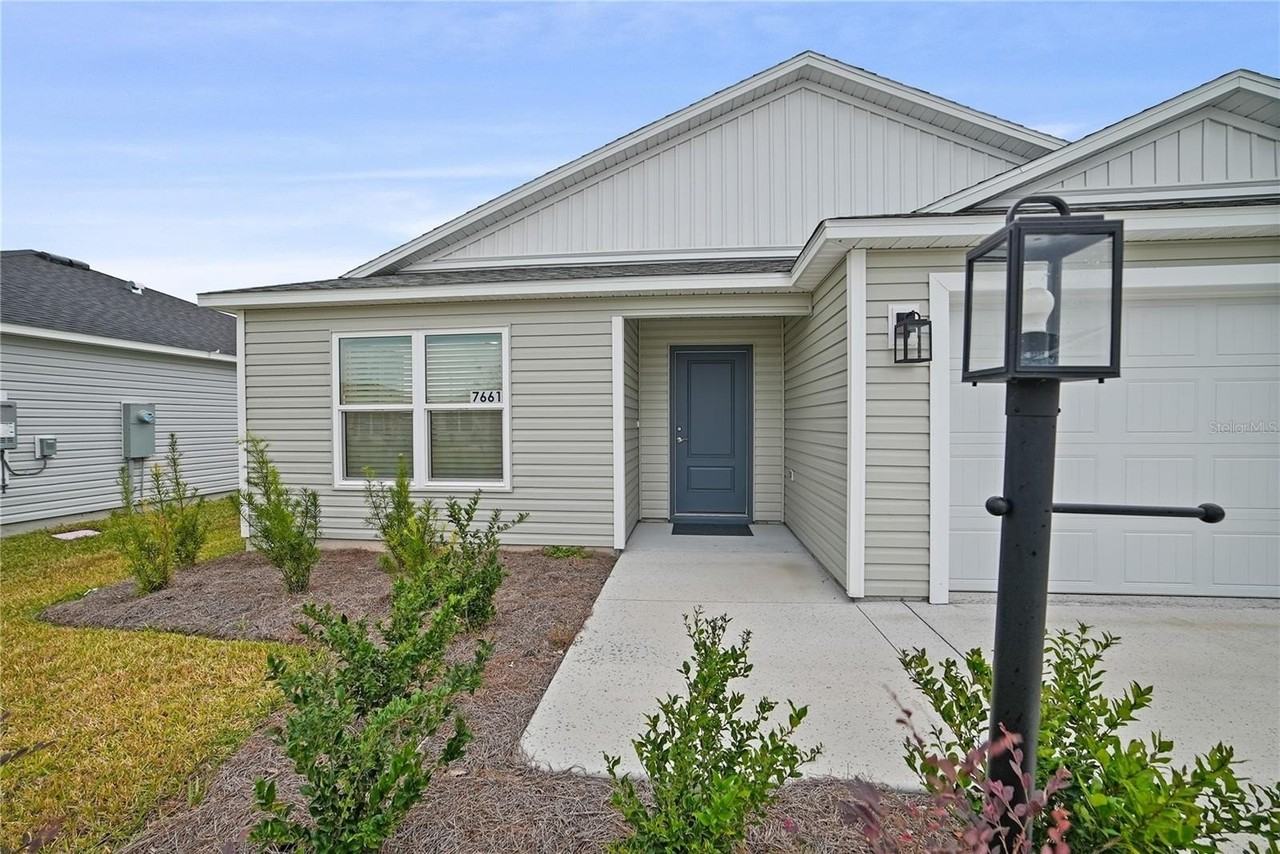 7661 Rutherford Ln - Photo 3 of 45