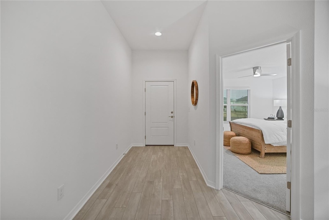 7661 Rutherford Ln - Photo 4 of 45