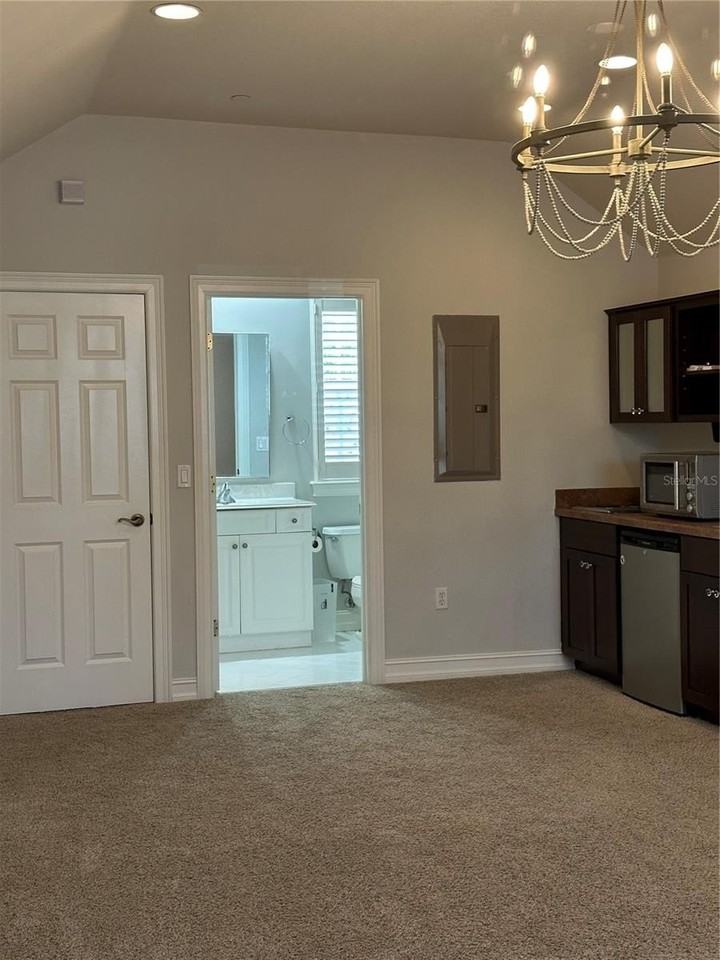 2100 Common Way Rd - Photo 4 of 5