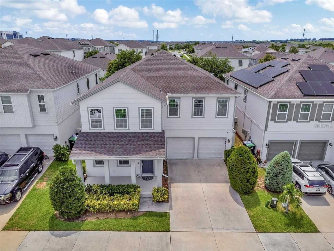 6460 Makrut Lime Dr - Photo 2 of 48