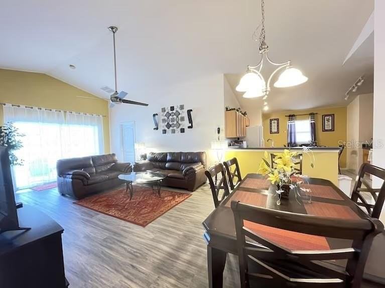 136 Starbird Ct - Photo 5 of 19