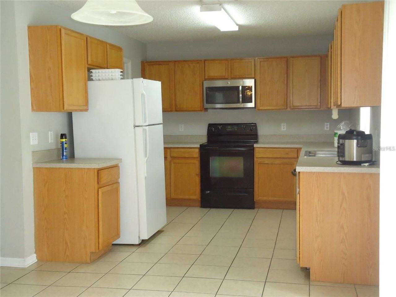 121 Bristol Forest Trl - Photo 4 of 23