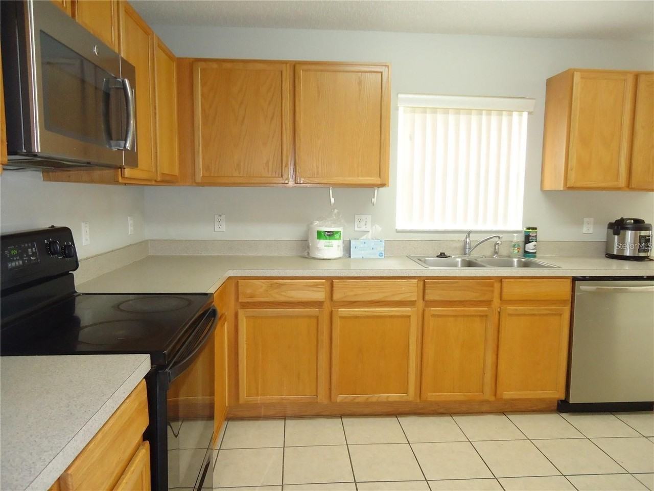 121 Bristol Forest Trl - Photo 7 of 23