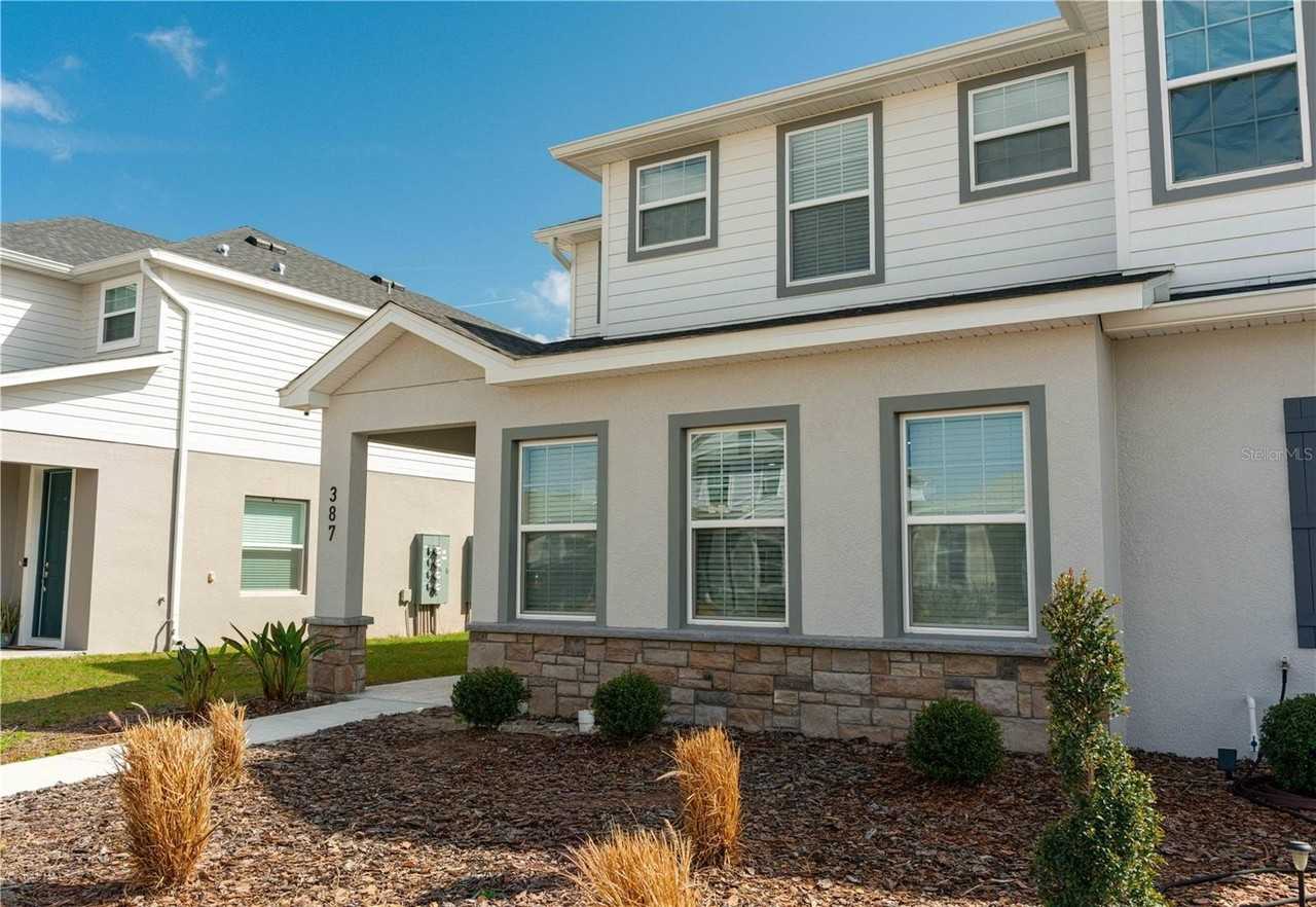 387 Crossings Ave - Photo 4 of 37