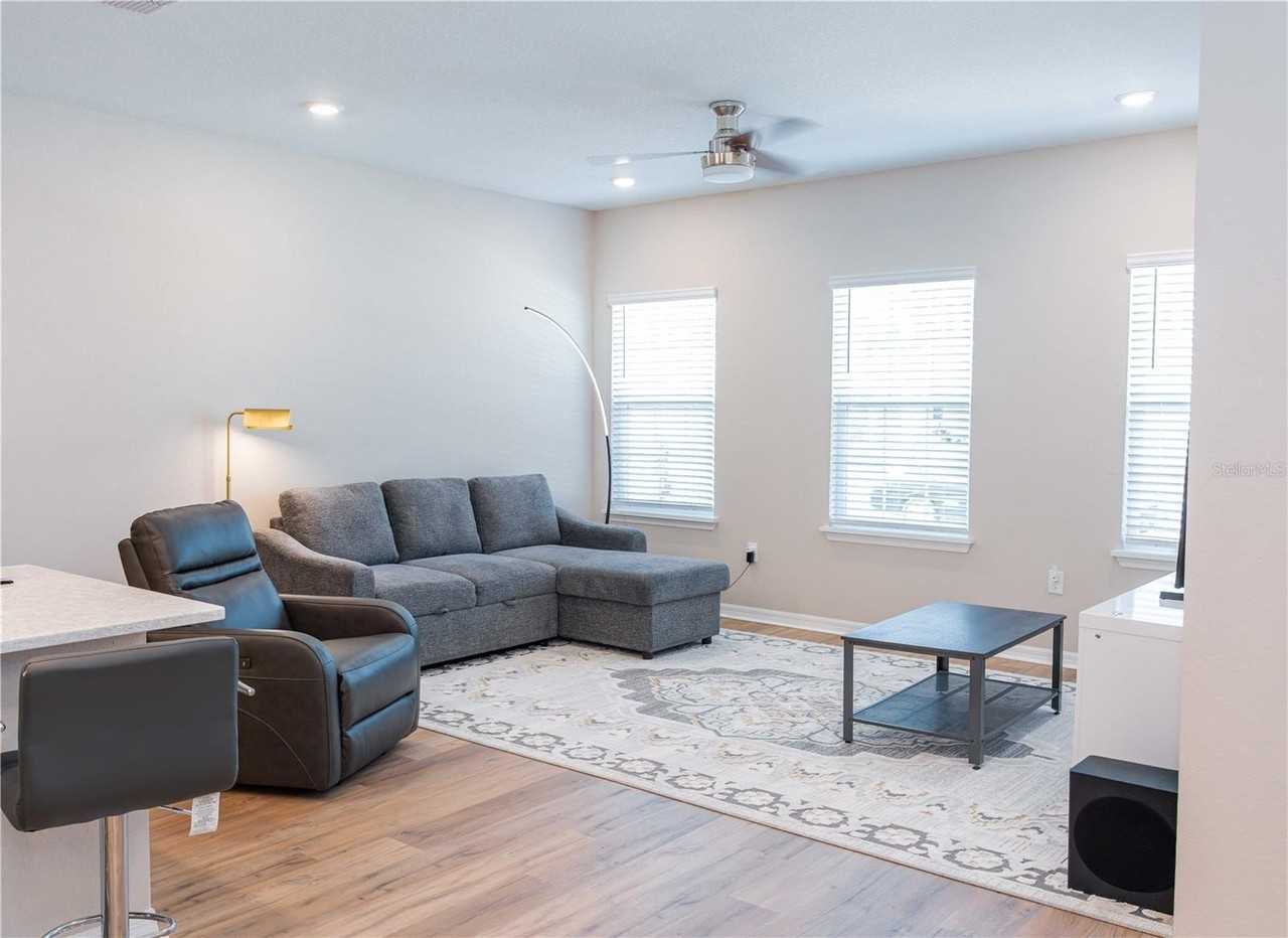 387 Crossings Ave - Photo 6 of 37