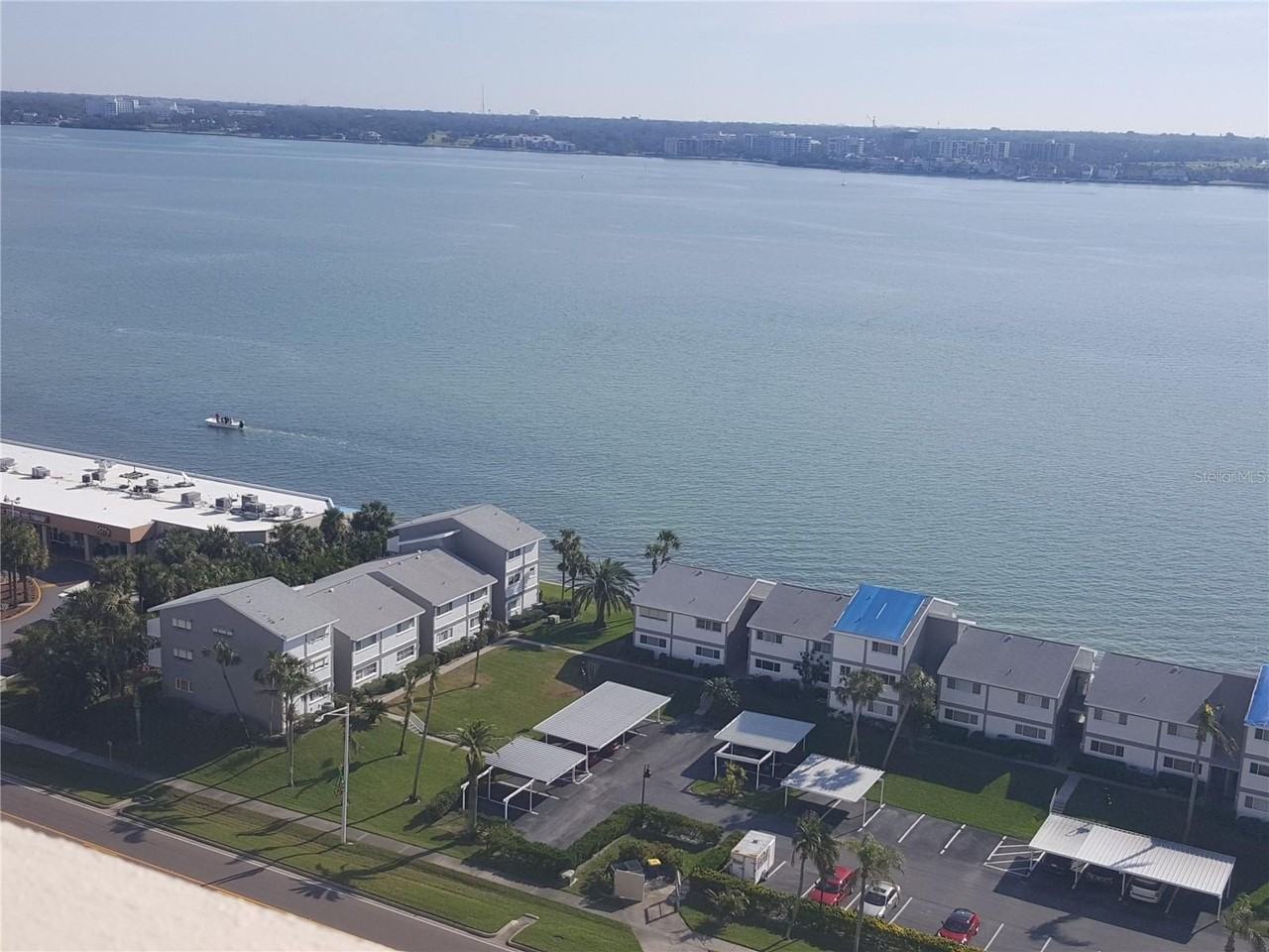 1301 Gulf Blvd #101 - Photo 4 of 27