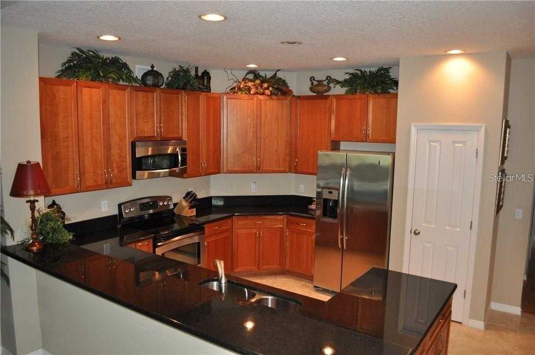 4987 Kernwood Ct - Photo 2 of 8