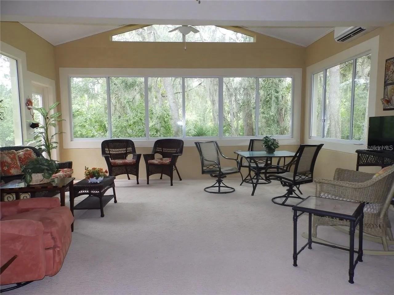 107 Heron Point Way - Photo 4 of 11