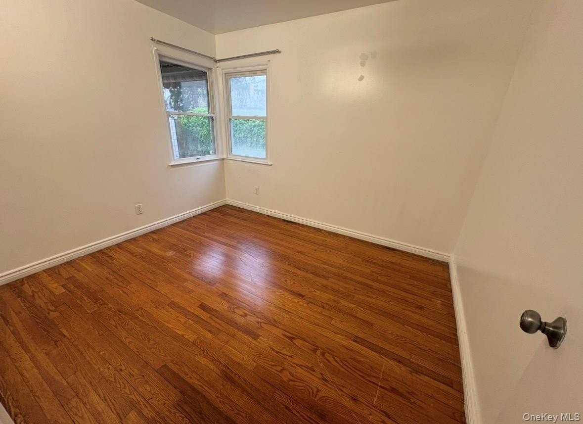 54 Camden Pl - Photo 4 of 12