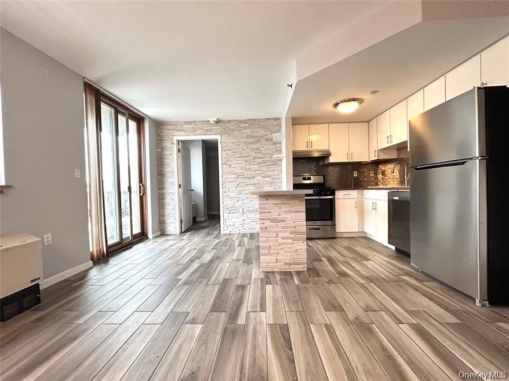 6347 Booth St #3C - Photo 4 of 10