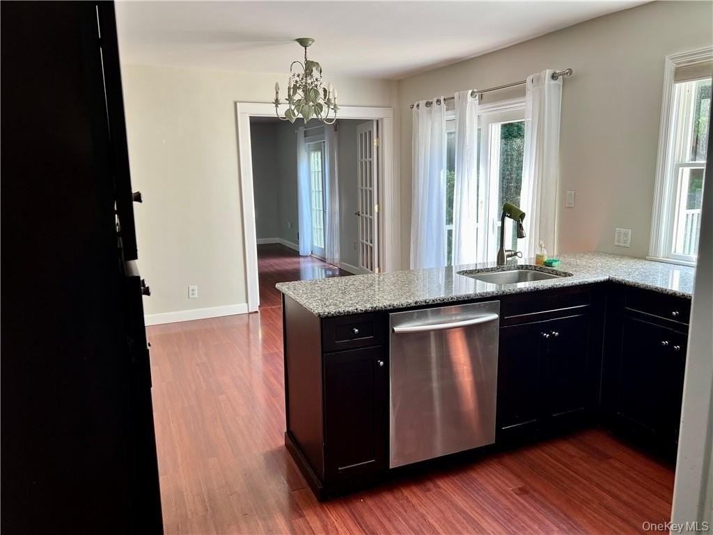 46 Beechwood Rd - Photo 4 of 25