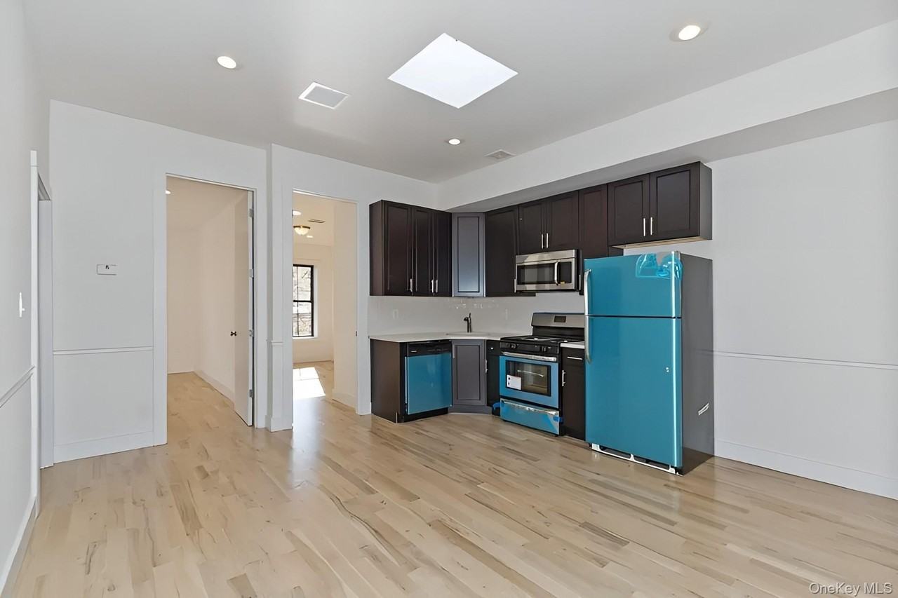 78 Hull St #3 - Photo 7 of 8