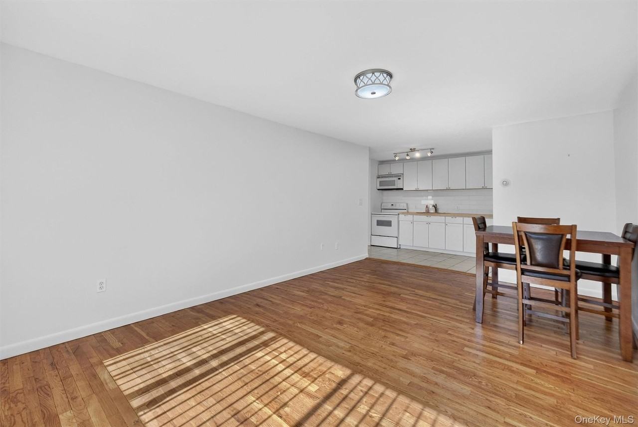 810 Blooming Grove Tpke #60 - Photo 5 of 11