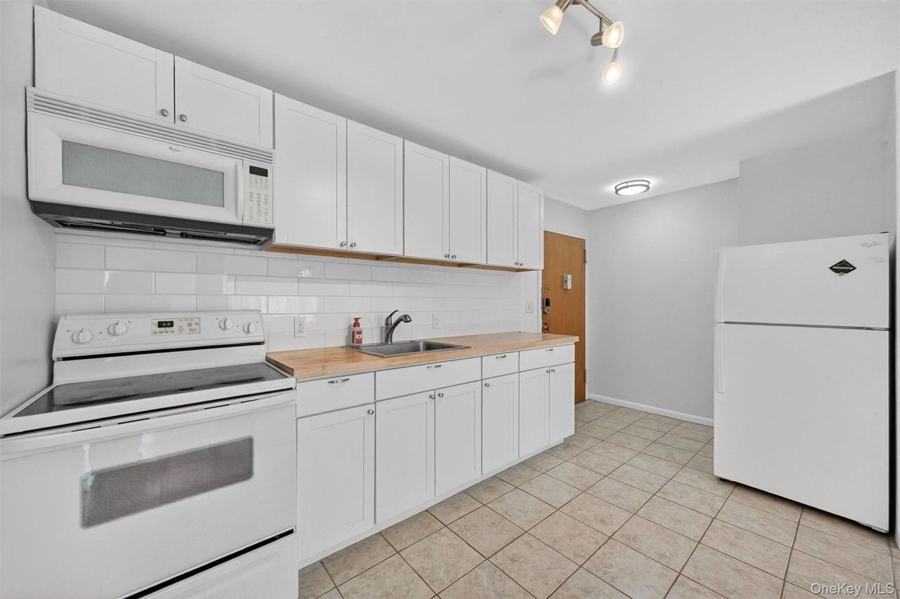 810 Blooming Grove Tpke #60 - Photo 6 of 11